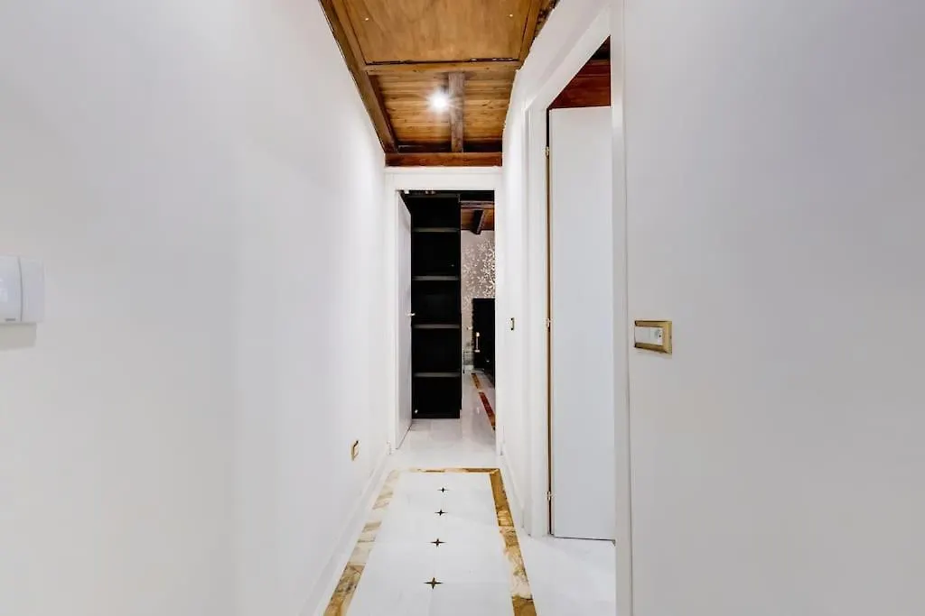 Leonetto Elegant Apartment Rome