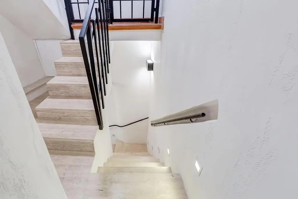 Leonetto Elegant Apartment Rome