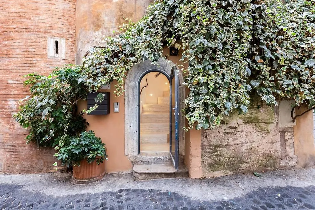 Leonetto Elegant Apartment Roma Italia